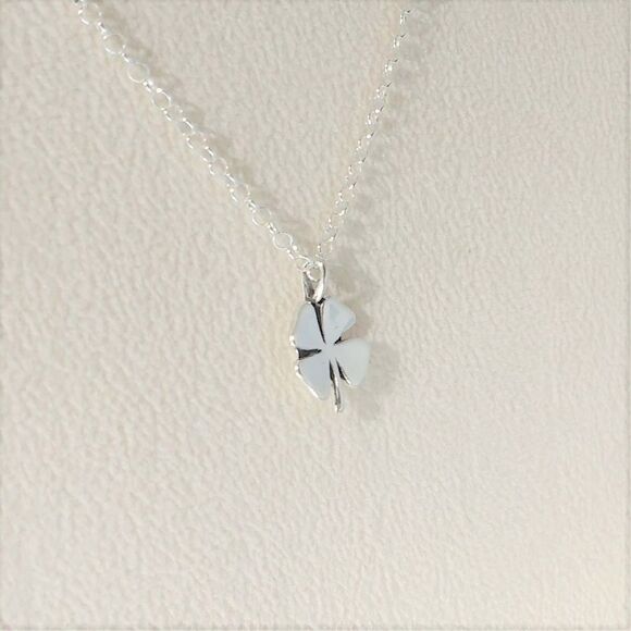 Four Leaf Clover Pendant & Chain Sterling Silver - Picture 2 of 4